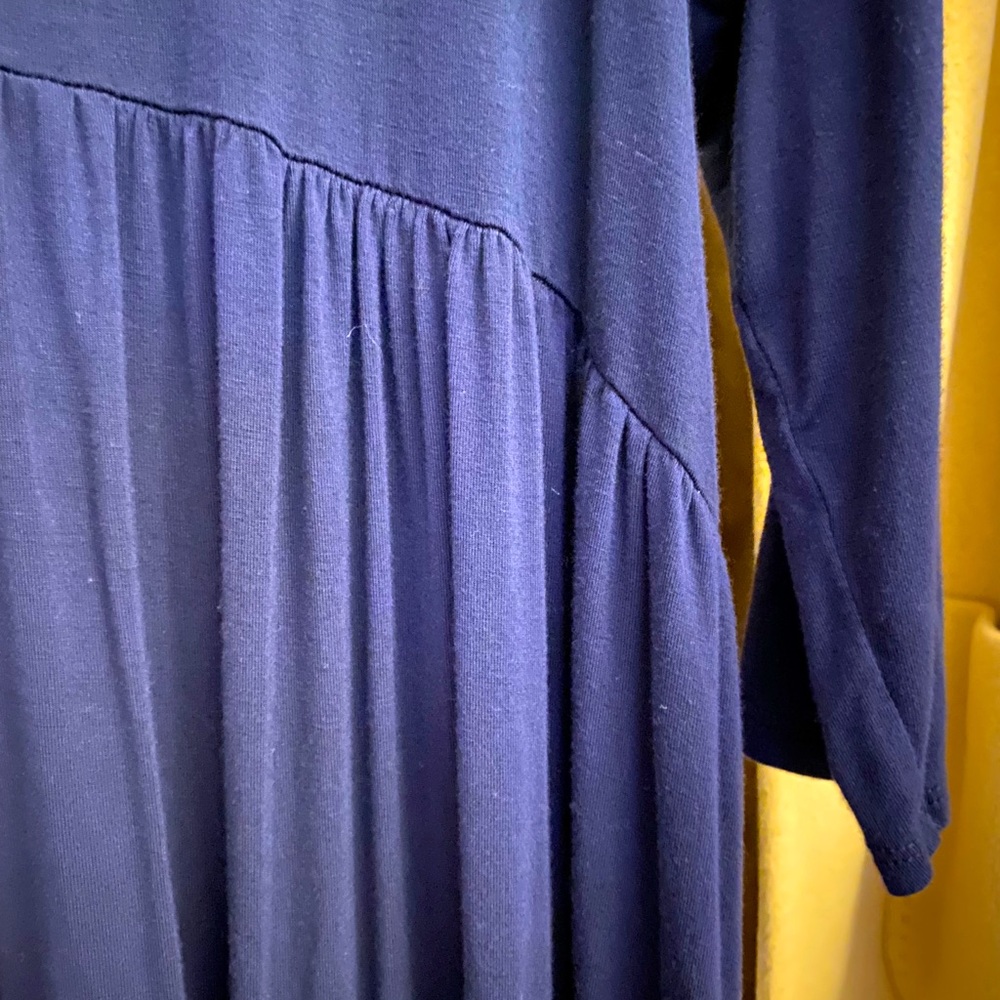 BELLAMI Navy Ruffle Top - Picture 3 of 3
